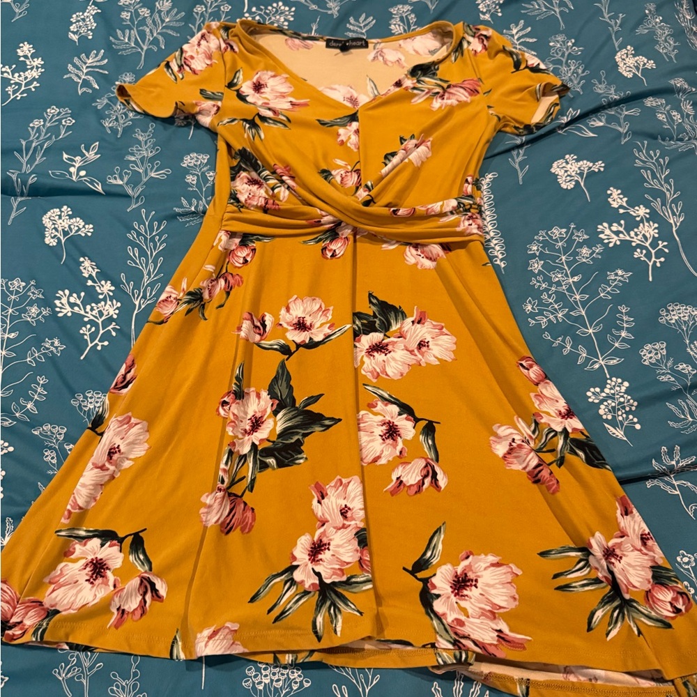 derek heart large floral dress